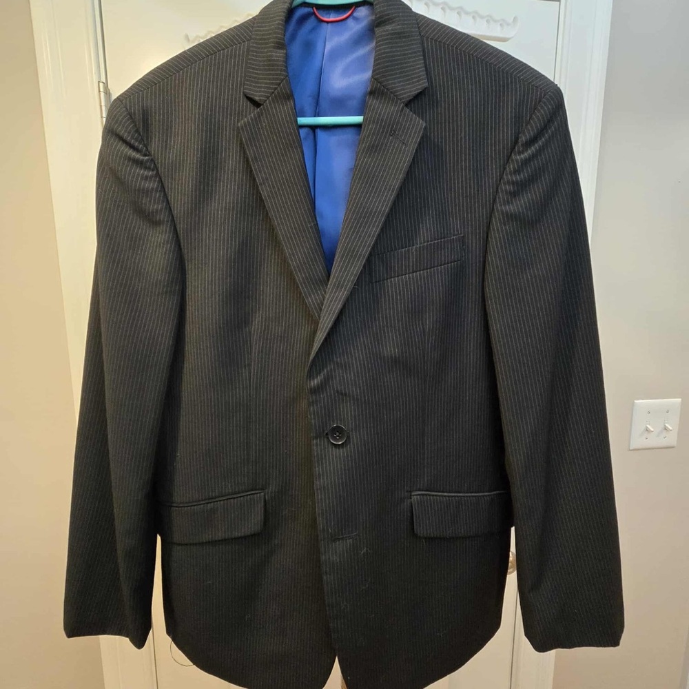 Elegant Charcoal Pinstripe Men's Blazer